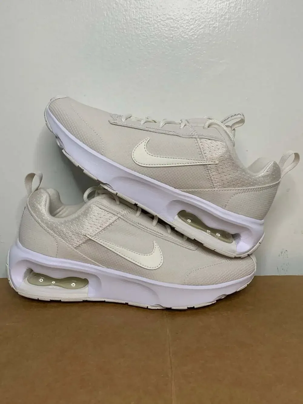 Nike Air Max Intrlk Lite Women Size 6.5